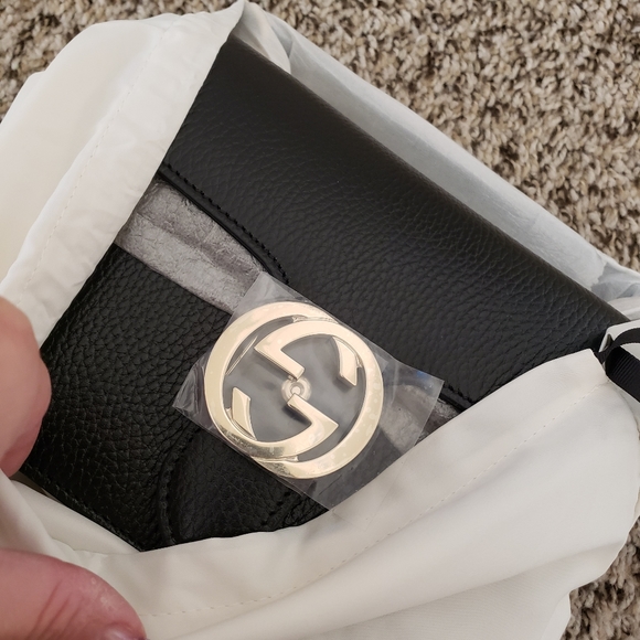 Cute Gucci GG crossbody bag - Picture 5 of 10